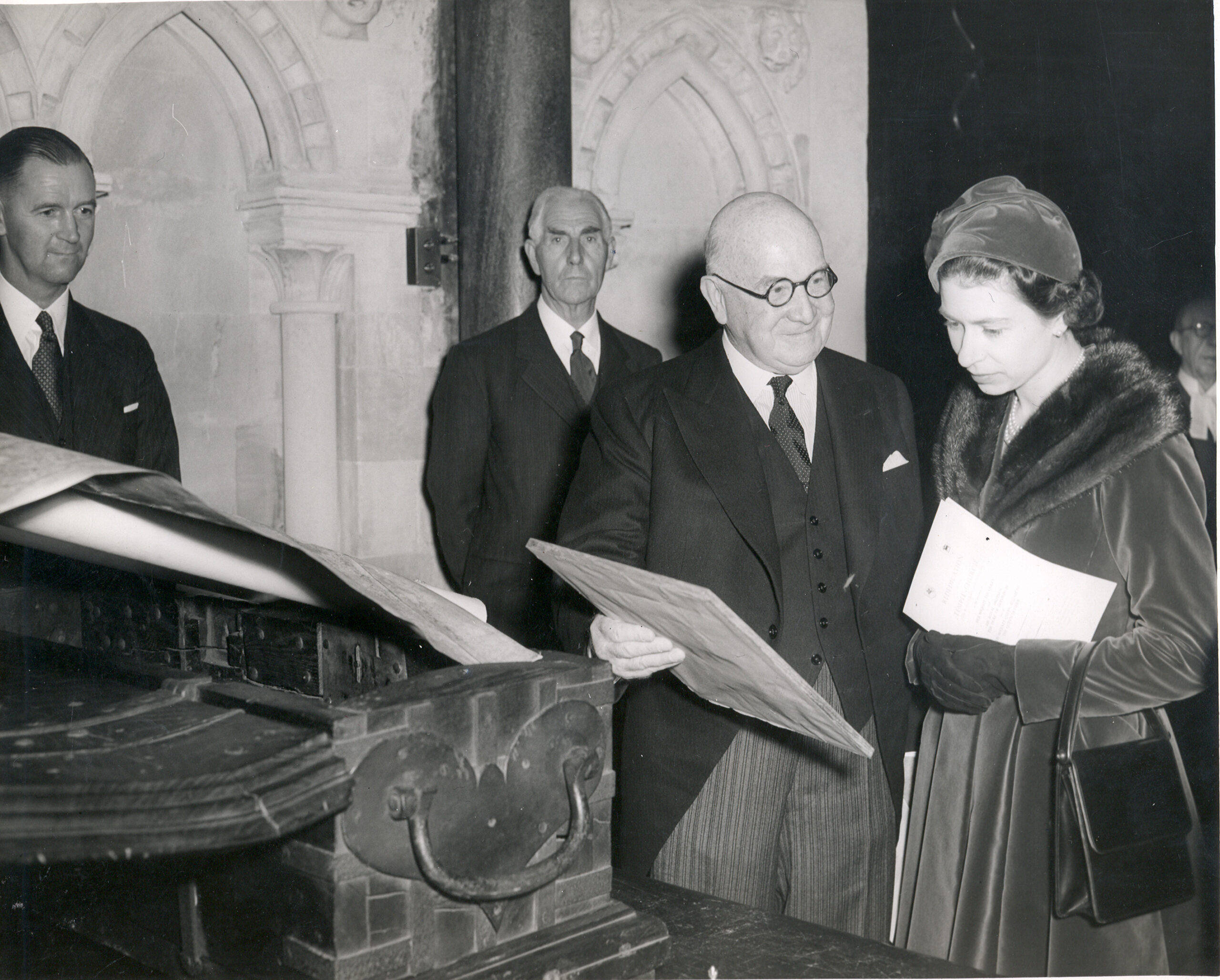 HM The Queen with the Charter Chest, 1958